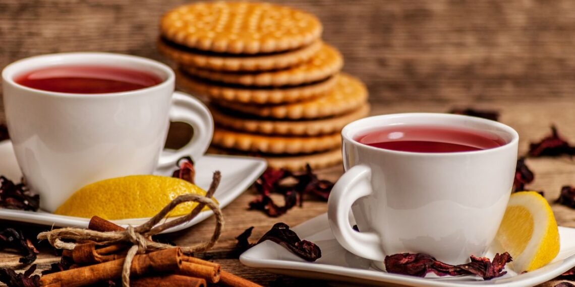 Como e quando consumir o chá de hibisco - Descubra todos os benefícios e dicas 1 Chá de hibisco