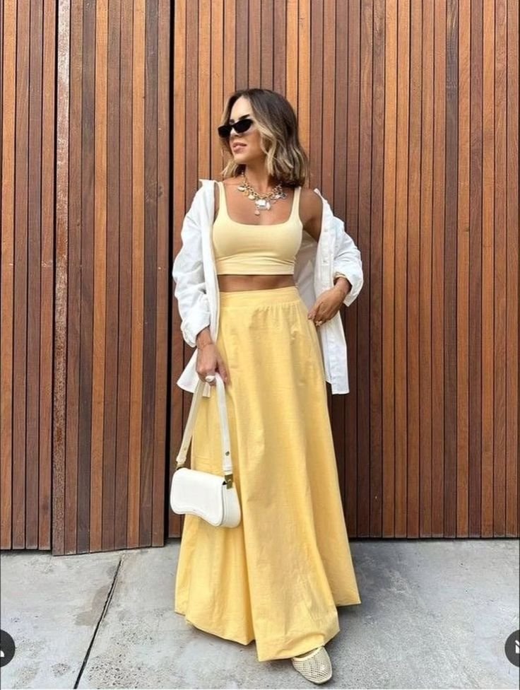 Copa do Mundo e a Tendência Brasilcore: Como Usar as Cores Verde e Amarelo na Moda e na Decoração 31 Looks para torcer pelo Brasil