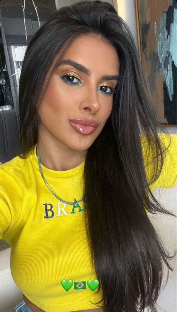 Dicas de maquiagens e unhas Brasilcore: ideias estilosas para entrar na tendência sem exageros 11 Maquiagem Brasilcore