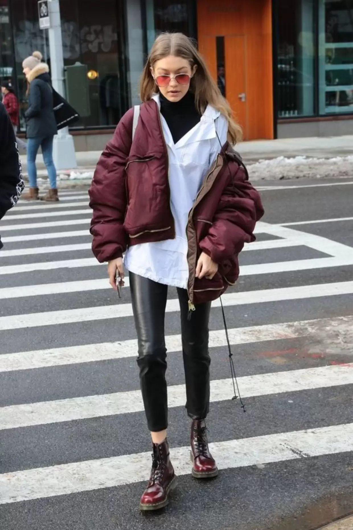 Como montar look de inverno: Guia com peças básicas de frio para arrasar 13 Look de inverno com legging