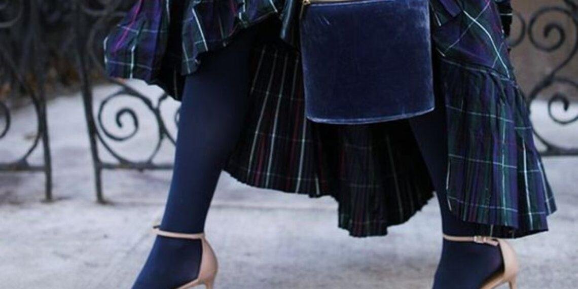 Pode usar meia calça com sandália ou sapato aberto na ponta? 1 Pode usar meia calça com sandália ou sapato aberto na ponta?