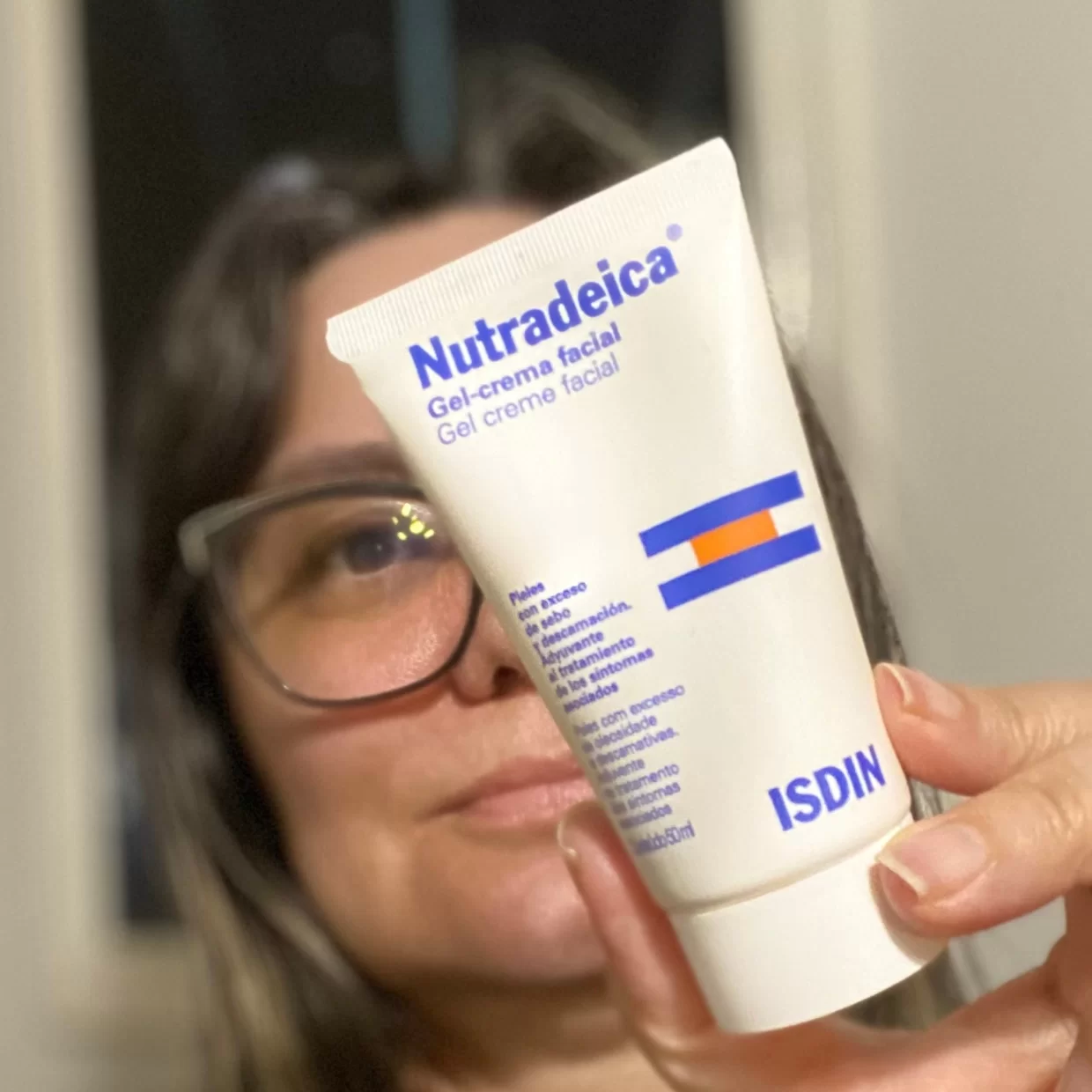 Nutradeica gel creme facial ISDIN para pele oleosa e descamativa - resenha 6 creme para pele com excesso de oleosidade