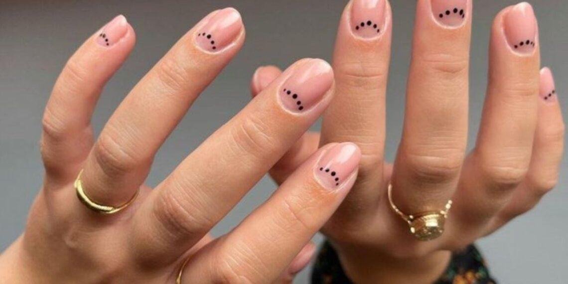 Nail Art Minimalista: Unha minimalista, o que é e como fazer 1 Nail Art Minimalista