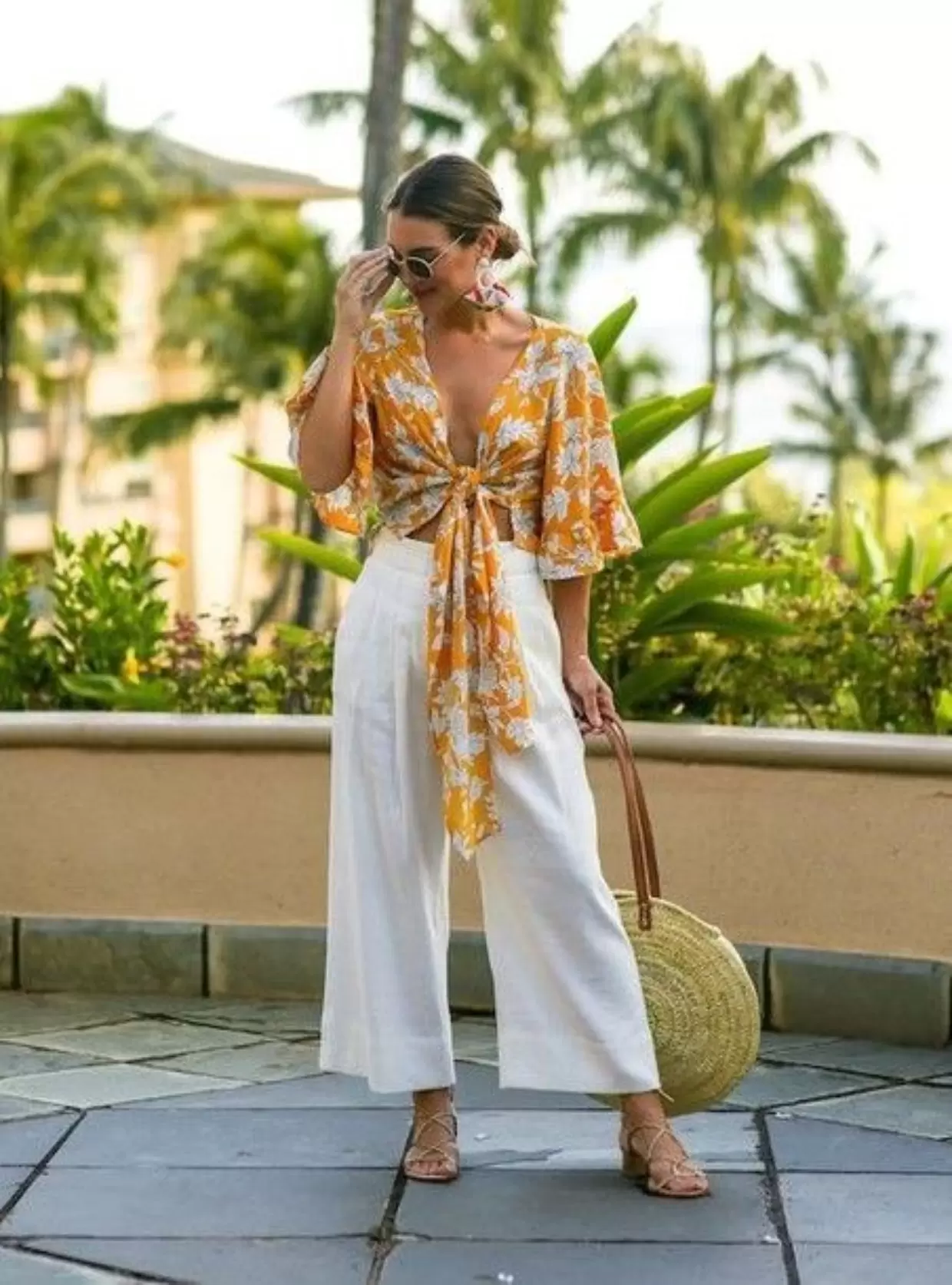 Calça branca feminina