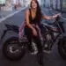 8 Dicas para criar um look moto feminino incrível e confortável, para motociclista ou não 20 looks femininos motociclista