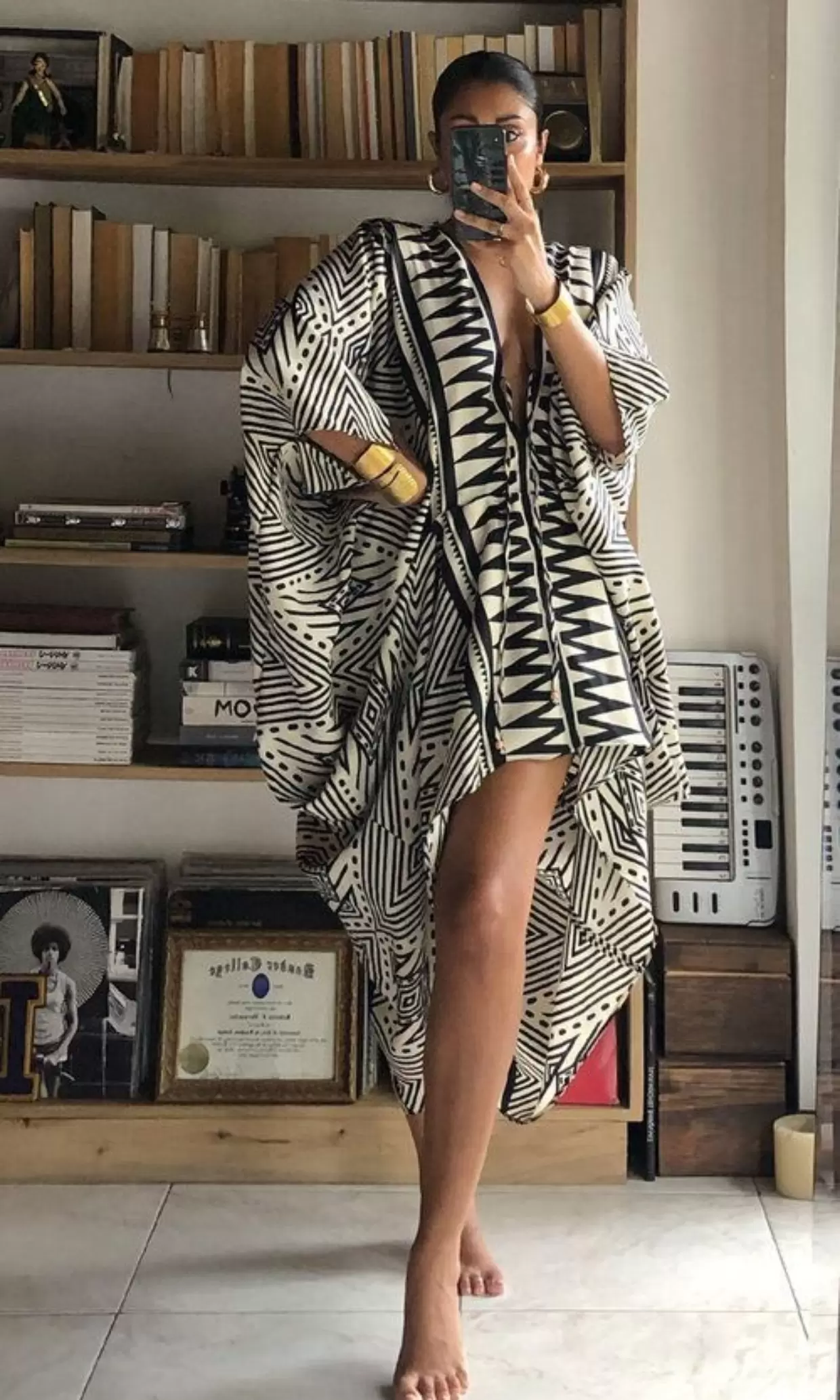 Dicas de como usar vestido em 2023: Tendências e estilos para arrasar 12 vestidos com estampa africana