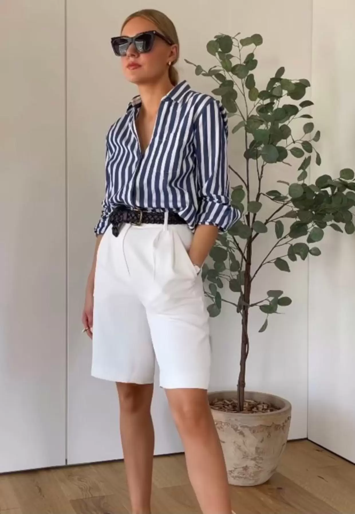 Look navy