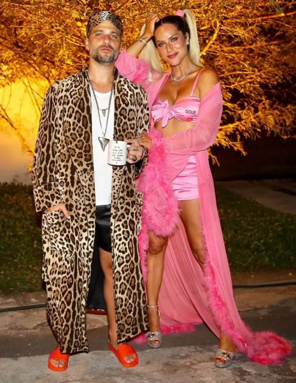 Fantasia de halloween para casal 20: Do planejamento à festa, como ser o casal mais estiloso da noite! 24 Fantasia de halloween para casal