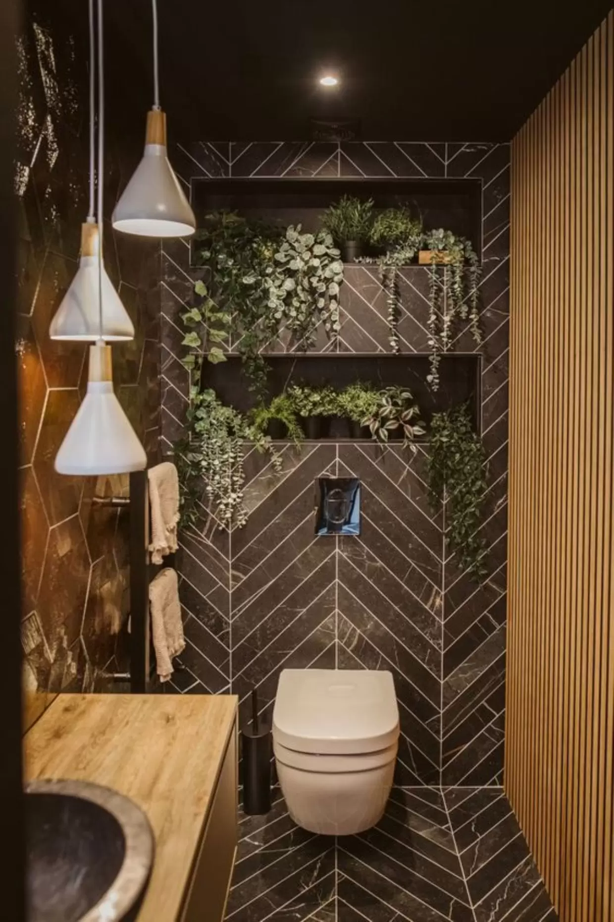Banheiro com plantas