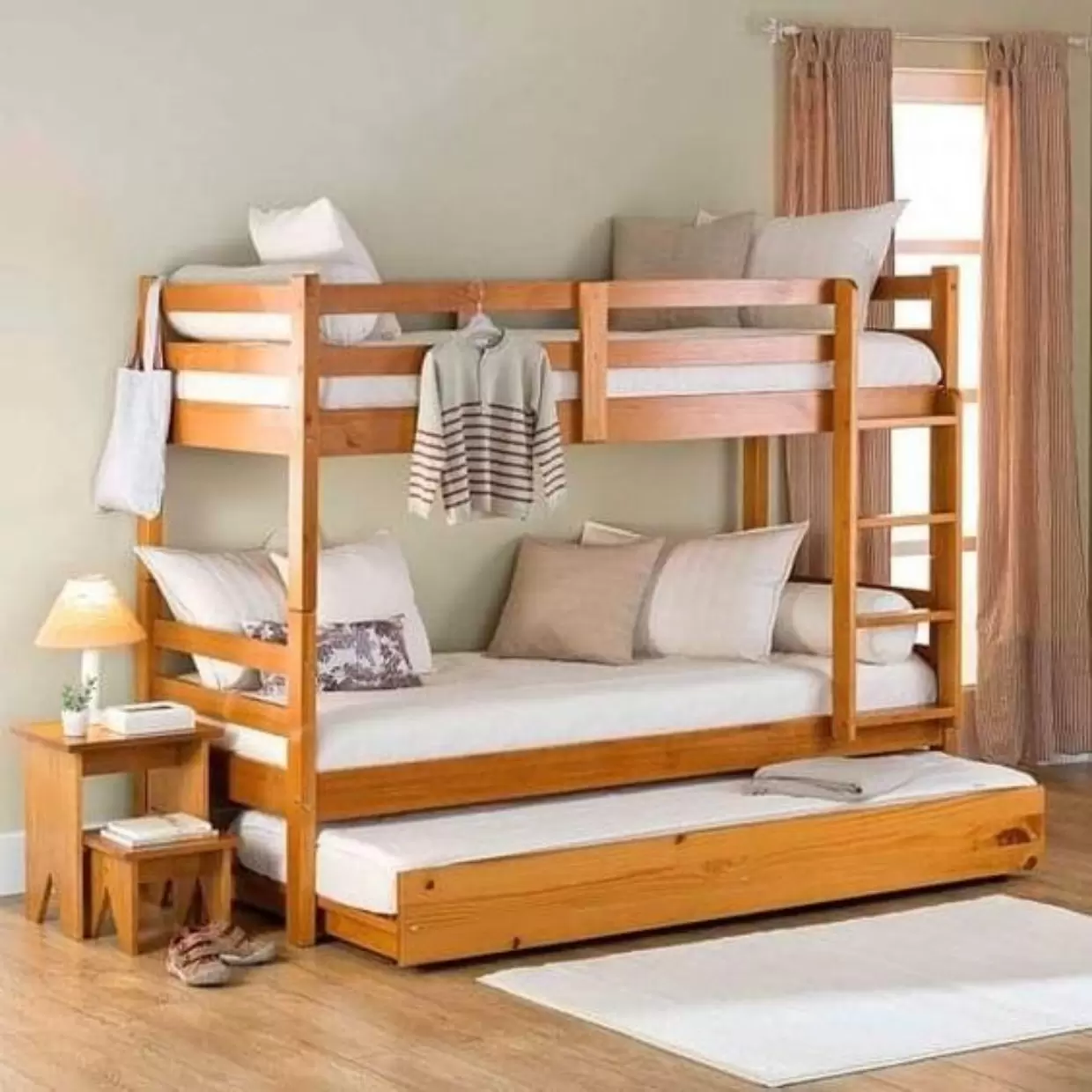 Cama triliche