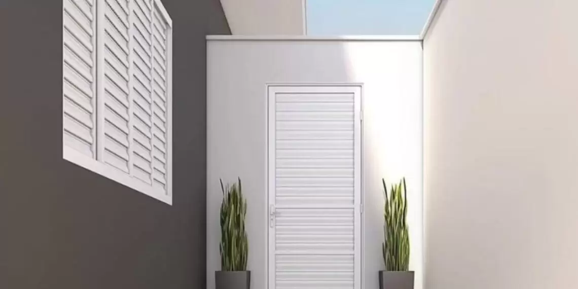 Porta de alumínio na decoração: Versatilidade e modernidade em seu espaço 1 Porta de alumínio na decoração: Versatilidade e modernidade em seu espaço