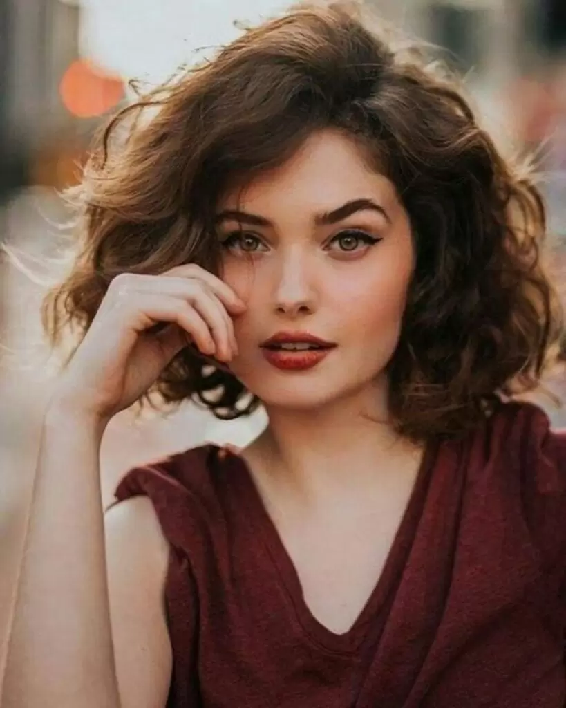 Como finalizar cabelo ondulado - domine a arte para ter ondas incríveis 10 Estilos para cabelos ondulados