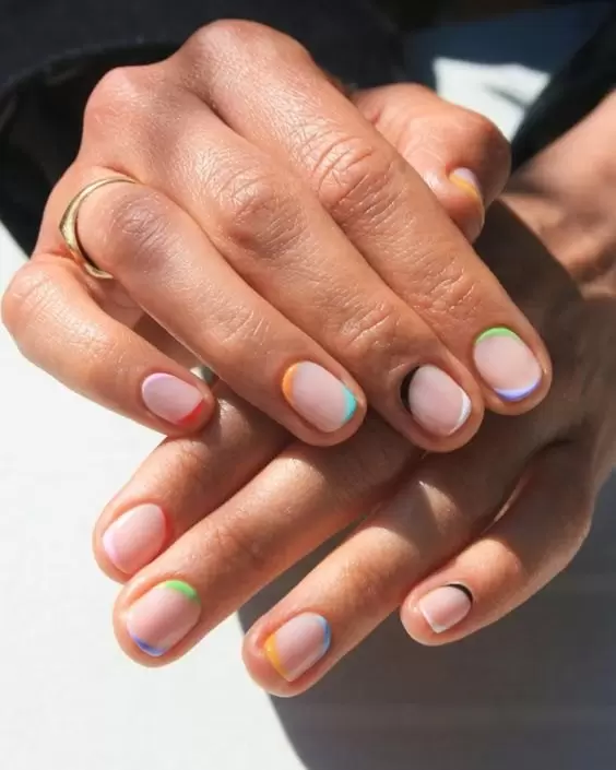 Unhas Francesinha bicolor