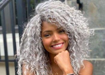 Como descolorir o cabelo em casa: passo a passo para a transformação 4 como descolorir o cabelo sozinha