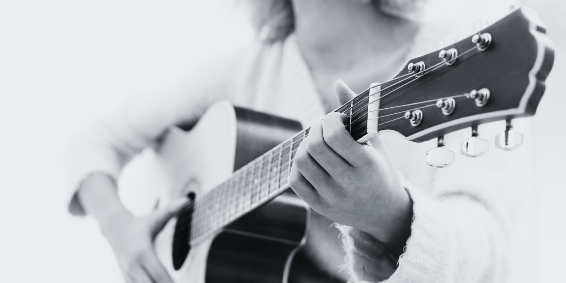 Tocar um instrumento e concentração: Como a música melhora o foco 1 tocar um instrumento e concentração
