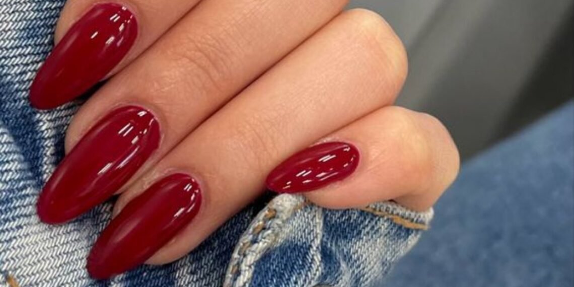 Unhas Simples e Bonitas: O Guia Completo para uma Manicure Perfeita 1 Unhas Simples