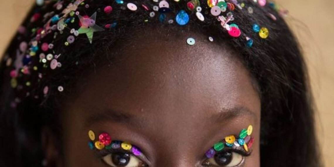 Ideias de Maquiagens de Carnaval para Cair na Folia e Brilhar no Bloquinho 1 Tendências de Maquiagem para o Carnaval