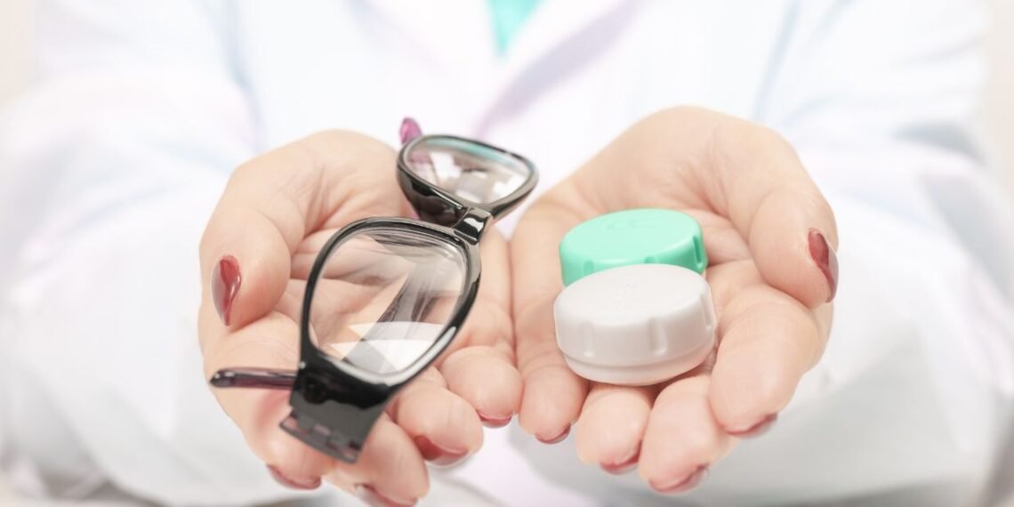 Lente de Contato com Grau ou Óculos, Qual o Melhor? - Uma Análise Completa 1 Lente de Contato com Grau