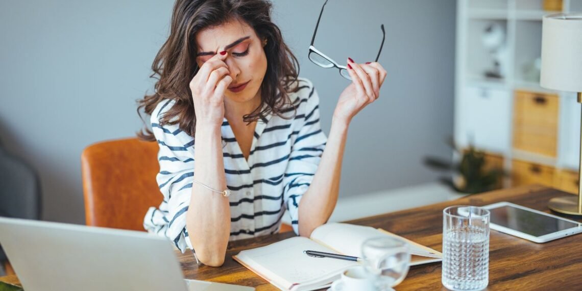 Como ter Menos Estresse e Mais Energia: 11 Dicas que Vão Transformar o Seu Dia 1 maneiras práticas de reduzir o estresse e ter mais energia