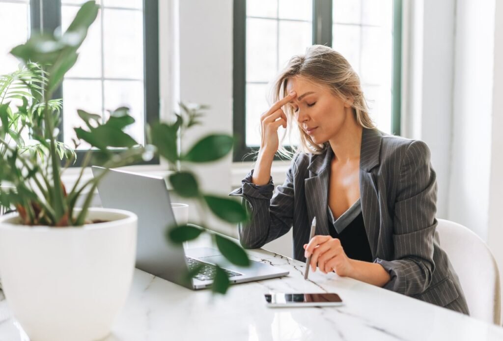 O que é a Síndrome do Impostor? E Como Superar de Uma Vez por Todas 5 Como a Síndrome do Impostor afeta sua vida