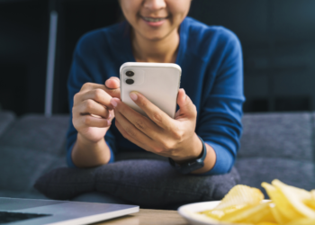 Celular travando? Veja como limpar e como deixar seu celular mais rápido sem baixar nada 6 celular travando como resolver