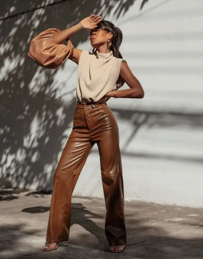 Descubra Como Montar Looks com Calça Marrom em Qualquer Estação – O Seu Guarda Roupa Não Será Mais o Mesmo! 23 Looks elegantes com marrom