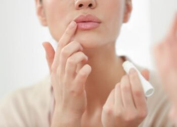 Como escolher o melhor hidratante labial Nivea