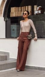Como Montar Looks com Calça Marrom para Qualquer Ocasião