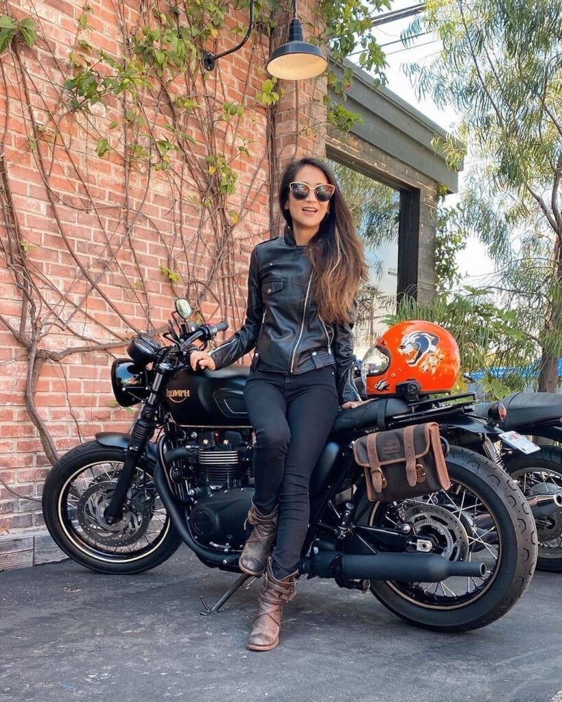 Looks para Andar de Moto: Como Criar um Visual Feminino, Seguro e Descolado 7 look feminino para encontro de moto