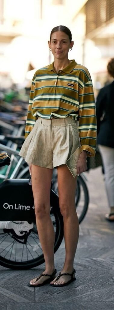 36 Looks com camisa polo feminina: inspirações que provam que essa peça é indispensável no guarda roupa 6 Looks com camisa polo feminina