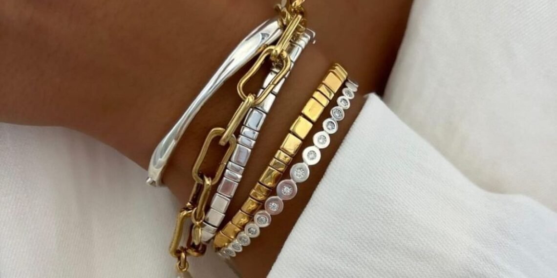 Mix de Pulseiras: como misturar pulseiras de forma harmônica para looks incríveis 1 como misturar pulseiras