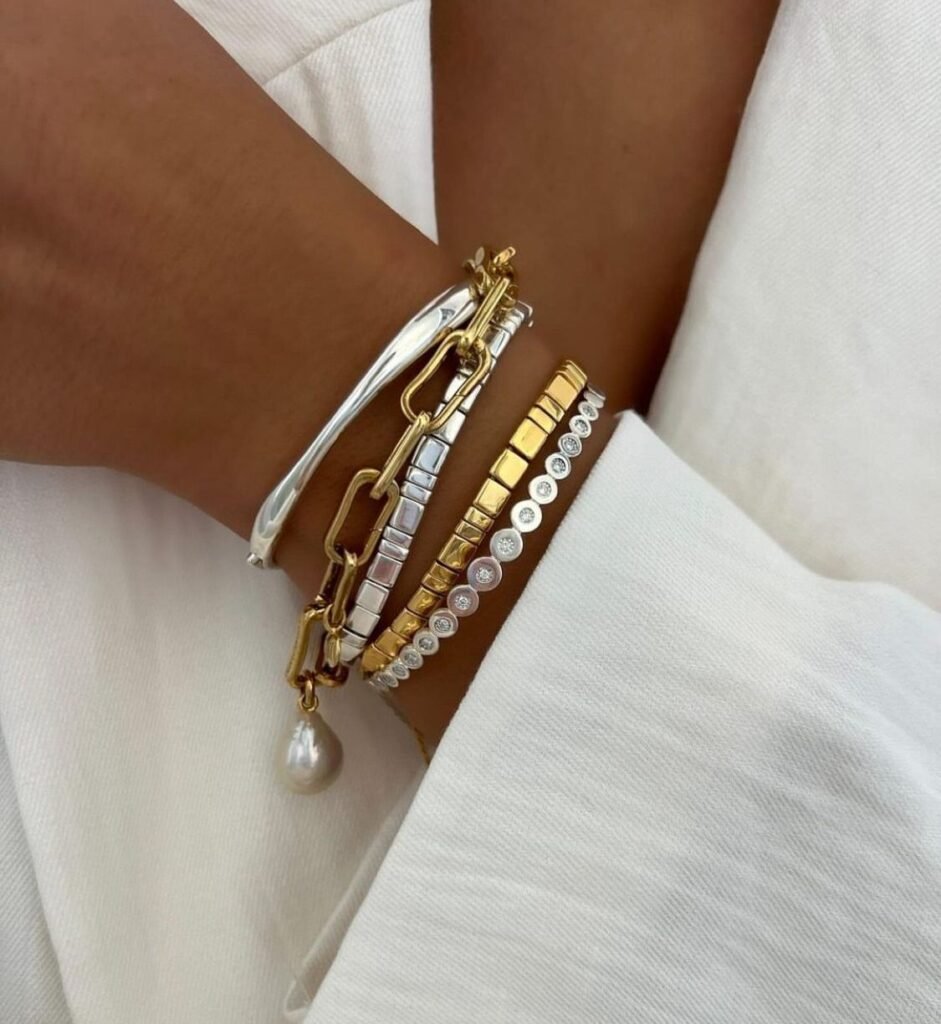 Mix de Pulseiras: como misturar pulseiras de forma harmônica para looks incríveis 11 Pulseirismo