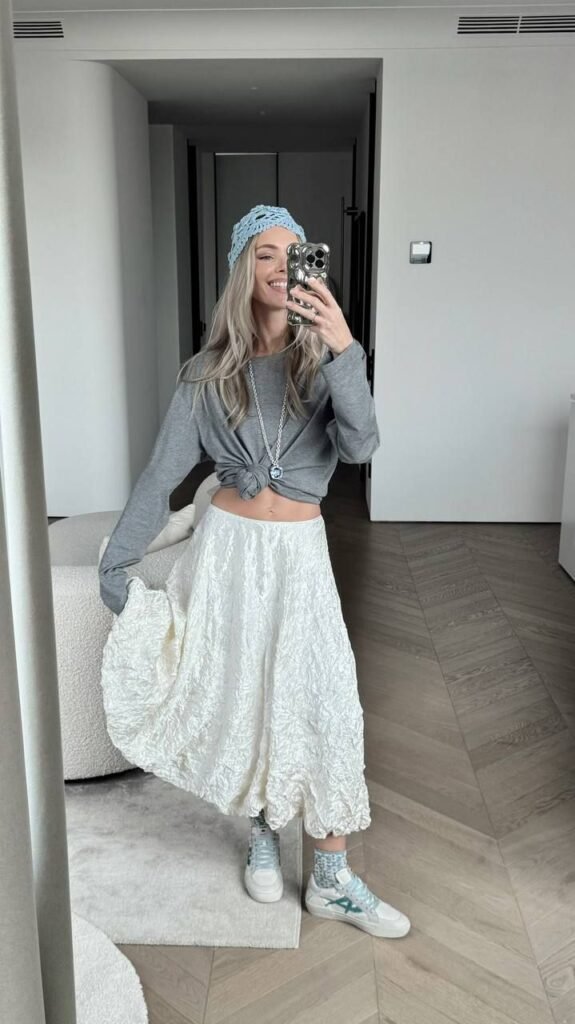 Looks com Touca de Crochê Adulto virou febre entre as fashionistas: Estilo, Conforto e Inspirações para Você Arrasar 10 Looks com Touca de Crochê
