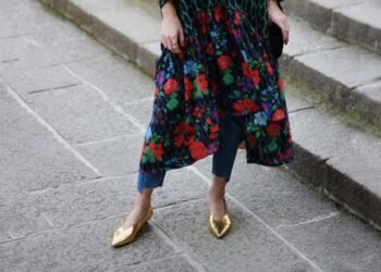 Vestido com calça: descubra como usar essa tendência ousada que está conquistando o street style 29 como usar vestido com calca