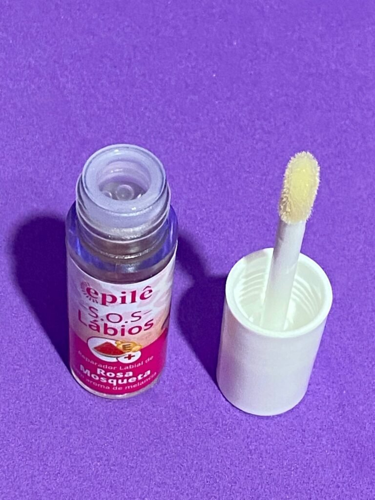 Seus Lábios Pediram S.O.S? Então conheça o Hidratante Labial Epilê SOS Lábios Rosa Mosqueta Resenha 6 Epilê S.O.S Lábios Rosa Mosqueta