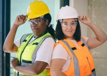 Mulheres em profissões fora do padrão: histórias inspiradoras que estão quebrando estereótipos 5 Profissões fora do padrão