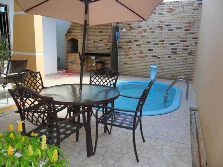 Área Gourmet com Piscina Simples: Guia Completo para Criar seu Refúgio dos Sonhos sem Gastar Muito 7 Área Gourmet com Piscina