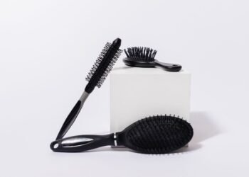 Escova raquete ou escova redonda qual a melhor