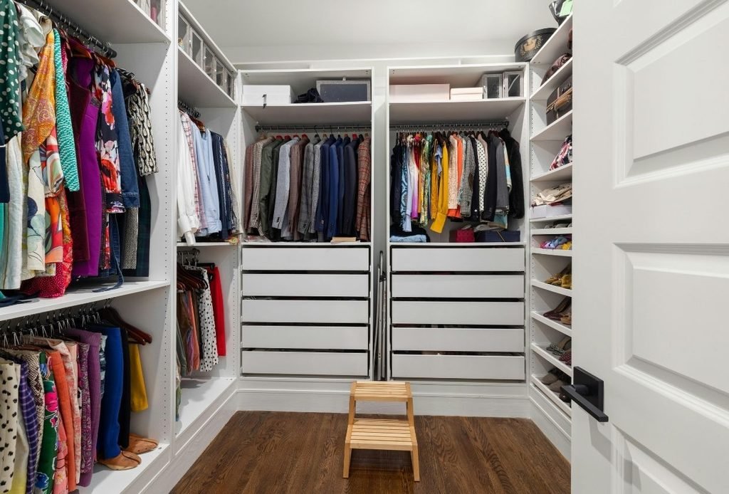 Como Montar um Closet Funcional Gastando Pouco