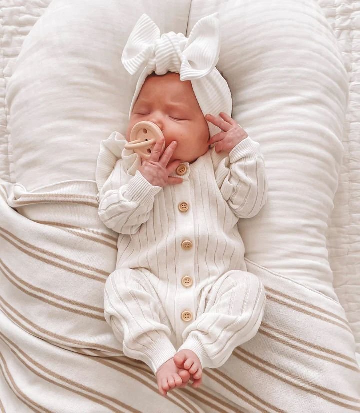 O que levar para a maternidade: checklist completo para mãe e bebê 7 roupa para bebê