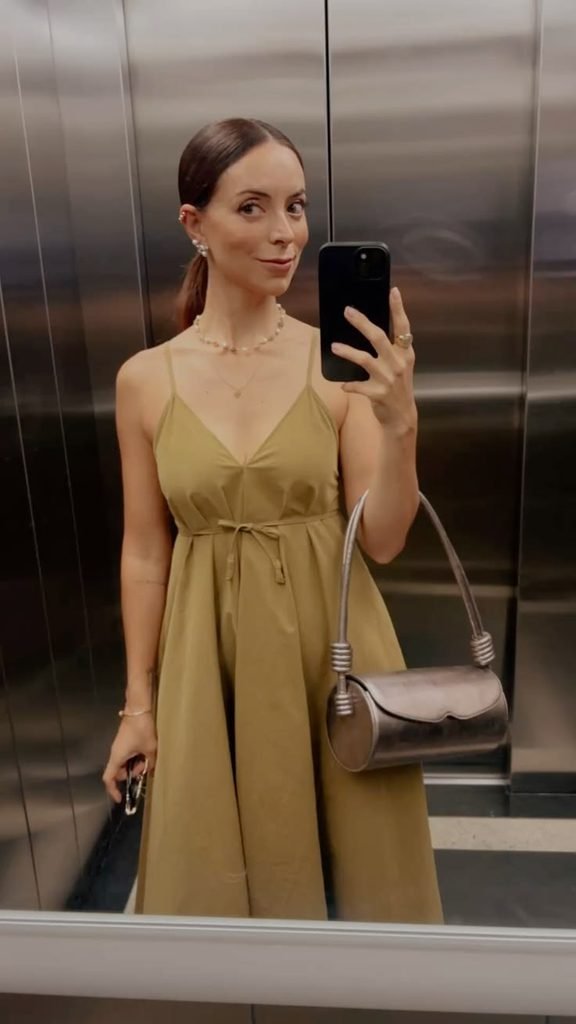 Gargantilha Feminina: o Acessório que Transforma Qualquer Look e Faz Você Brilhar em Qualquer Ocasião! 3 Colar curto feminino